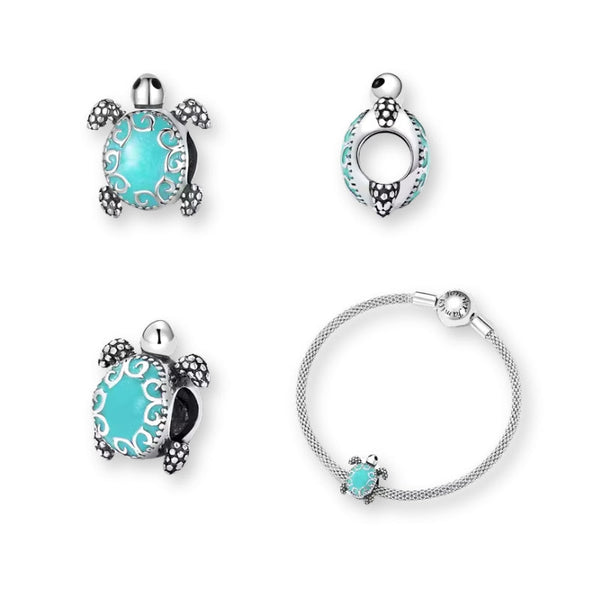 Schildkröten Charm aus 925er Silber mit feinem Panzer-Design – symbolisiert Ruhe, Schutz und ein langes Leben als maritimes Schmuckstück.