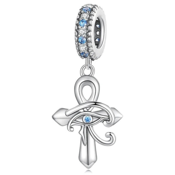 Fatima Charm-Anhänger aus 925er Silber mit Kristallen und Auge Fatimas – spirituelles Schutzsymbol für Stärke, Intuition und positive Energie.