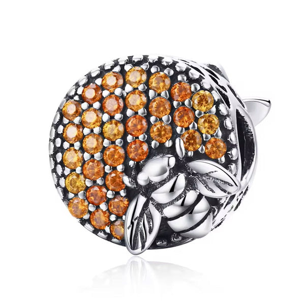Honigbiene Charm aus 925er Silber – filigranes Symbol für Fleiß & Glück. Perfekt für Charm-Armbänder & als bedeutungsvolles Geschenk. 🐝✨
