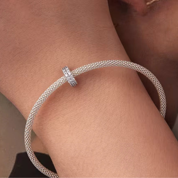 Kristall Stopper Charm aus 925er Silber – funktionaler Schmuckanhänger mit funkelnden Kristallen für Stil, Halt und Eleganz am Armband.