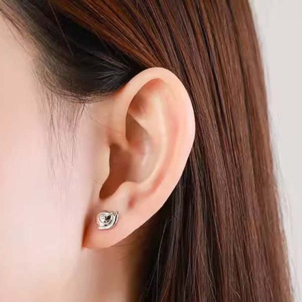Schnecken Ohrstecker aus 925er Silber – filigranes Symbol für Geduld & Schutz. Perfektes Schmuckstück für Naturverbundene & als Geschenk. 🐌✨