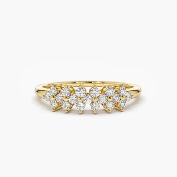 Moissanite Fingerring aus vergoldetem 925er Silber – nachhaltige Alternative zum Diamanten, luxuriöser Solitärring in Goldoptik.