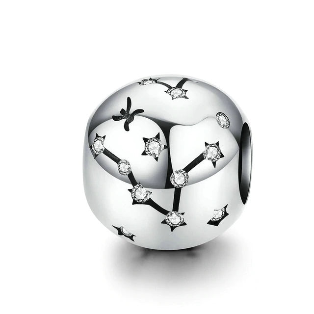 Sternzeichen Charm-Anhänger aus echtem Silber mit Zirkonia-Kristallen – funkelndes Tierkreiszeichen, Ø 4,5 mm, tragbar an Armband oder Kette.