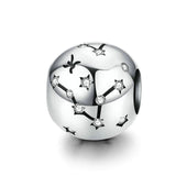 Sternzeichen Charm-Anhänger aus echtem Silber mit Zirkonia-Kristallen – funkelndes Tierkreiszeichen, Ø 4,5 mm, tragbar an Armband oder Kette.