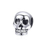Totenkopf Skull Charm aus 925er Silber mit glitzernden Kristallzähnen – kraftvoller, funkelnder Anhänger für Mut, Wandel und Individualität.