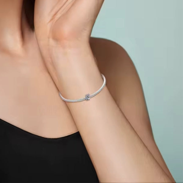 Drachen Charm-Anhänger aus 925er Silber – kraftvoll, mystisch & detailreich gestaltet für dein Charm-Armband.