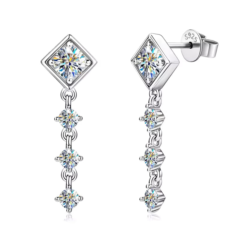 Moissanite Ohrstecker aus 925er Silber – nachhaltige Alternative zum Diamanten, brillant geschliffen, zeitlos elegant.