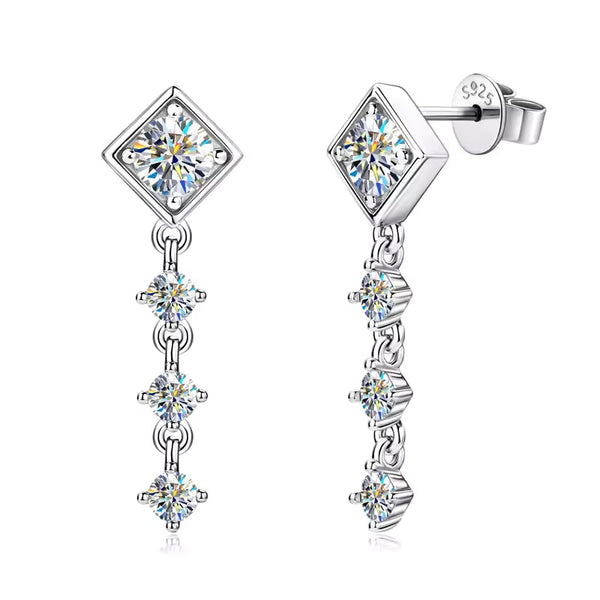 Moissanite Ohrstecker aus 925er Silber – nachhaltige Alternative zum Diamanten, brillant geschliffen, zeitlos elegant.