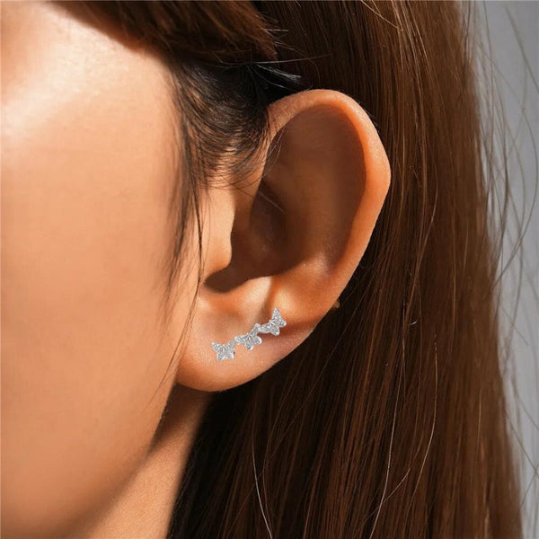 Schmetterling Ohrstecker aus 925er Sterlingsilber mit funkelnden Kristallen, elegante Damen Ohrringe mit Schmetterlingsmotiv.