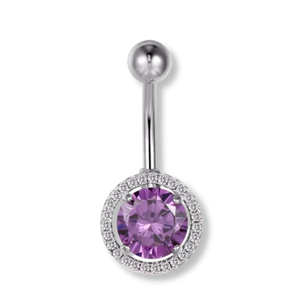Bauchnabelpiercing aus Chirurgenstahl 316L mit 10 mm großem, lilafarbenem Zirkonia-Kristall – rund geschliffen, glänzend und elegant.