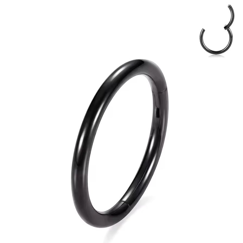 Schwarz Septum Clicker aus Titan – vielseitiger, hypoallergener Nasenring für Septum, Helix & Tragus. Leicht, langlebig & komfortabel. ✨🔩