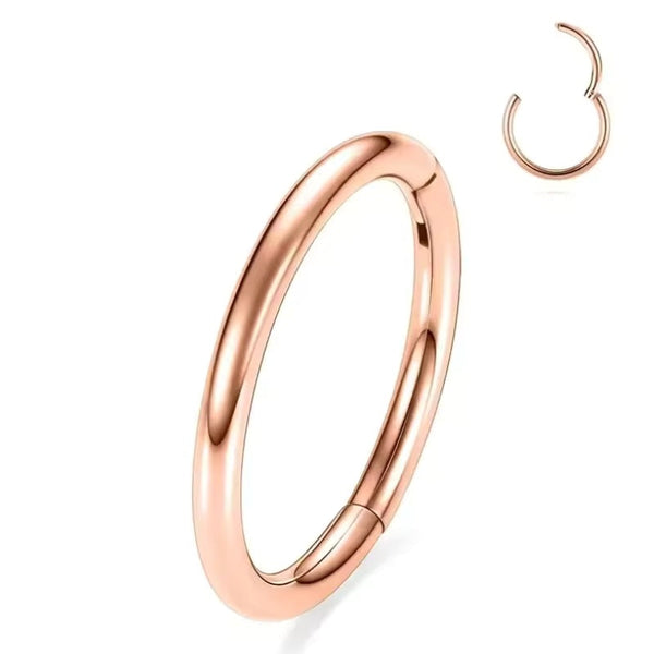 Roségold Septum Clicker aus Titan – vielseitiger, hypoallergener Nasenring für Septum, Helix & Tragus. Leicht, langlebig & komfortabel. ✨🔩