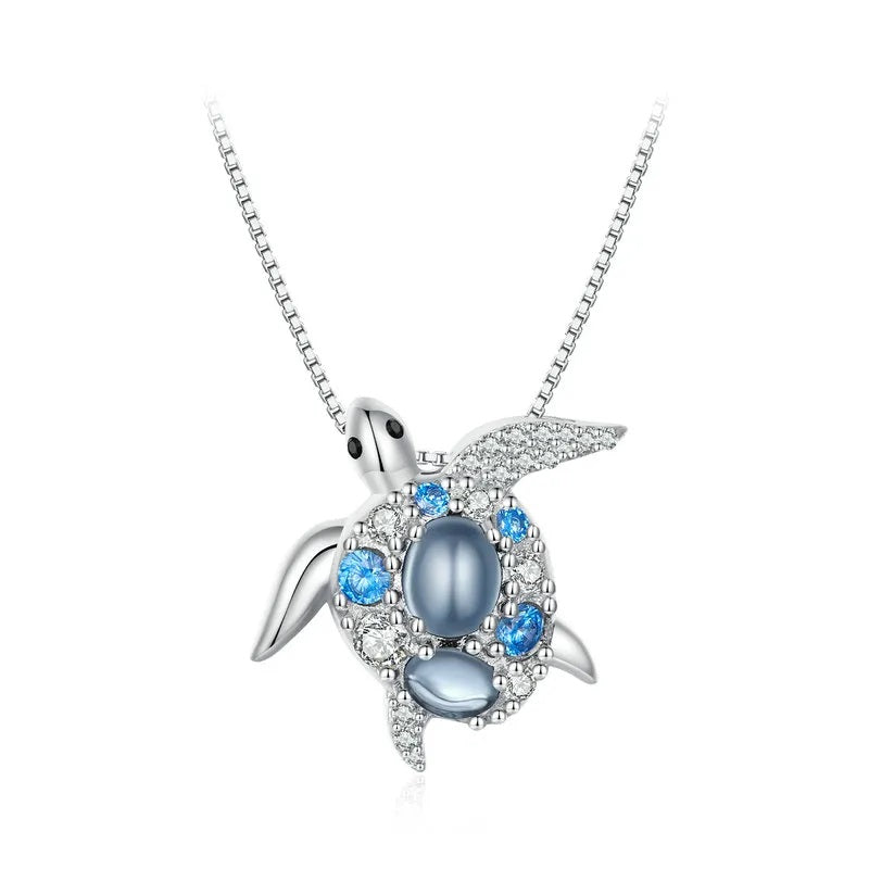 Anhänger Schildkröte mit Halskette aus Sterlingsilber. Wunderschöne Damen Halskette aus Silber im Design einer Schildkröte.